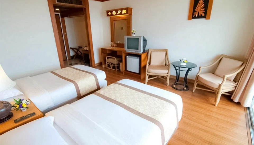 هتل گلدن بیچ پاتایا